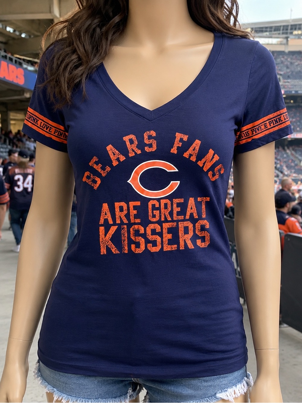 PINK Victoria’s Secret NFL Chicago Bears Fans Are Great Kissers Tee Navy Sz L